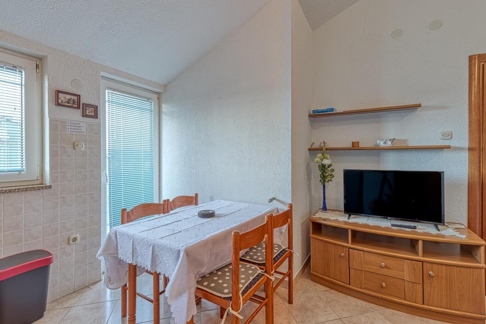 Apartment Vilma Funtana Ngoại thất bức ảnh