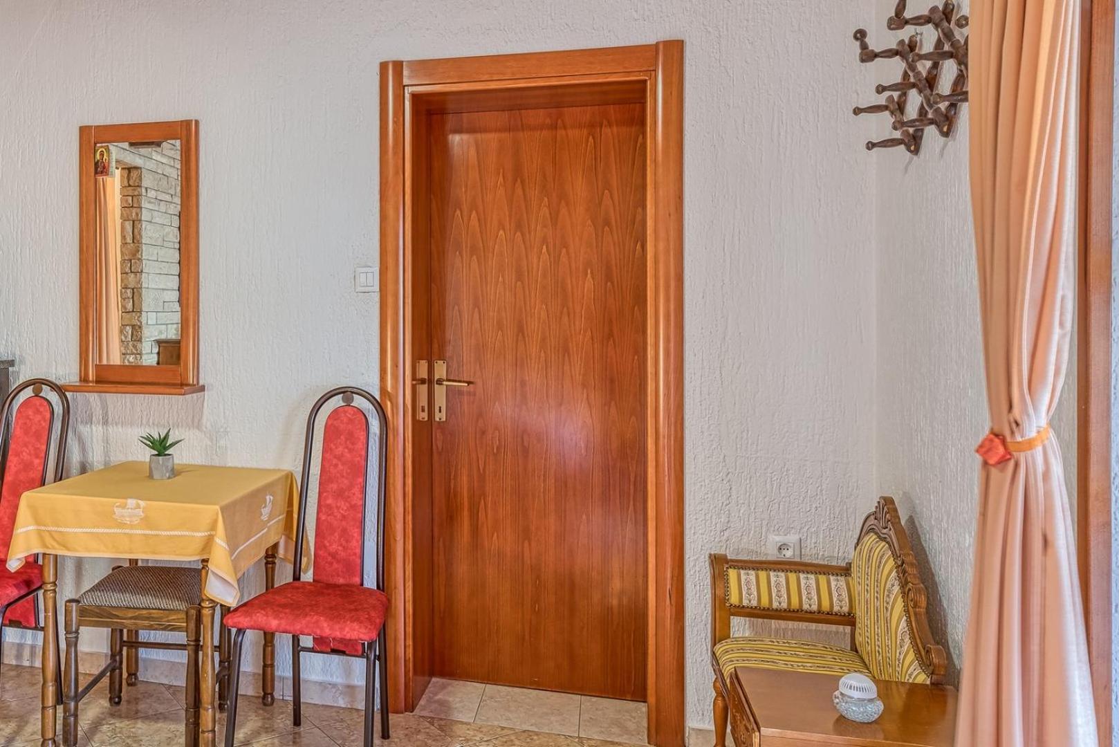 Apartment Vilma Funtana Ngoại thất bức ảnh