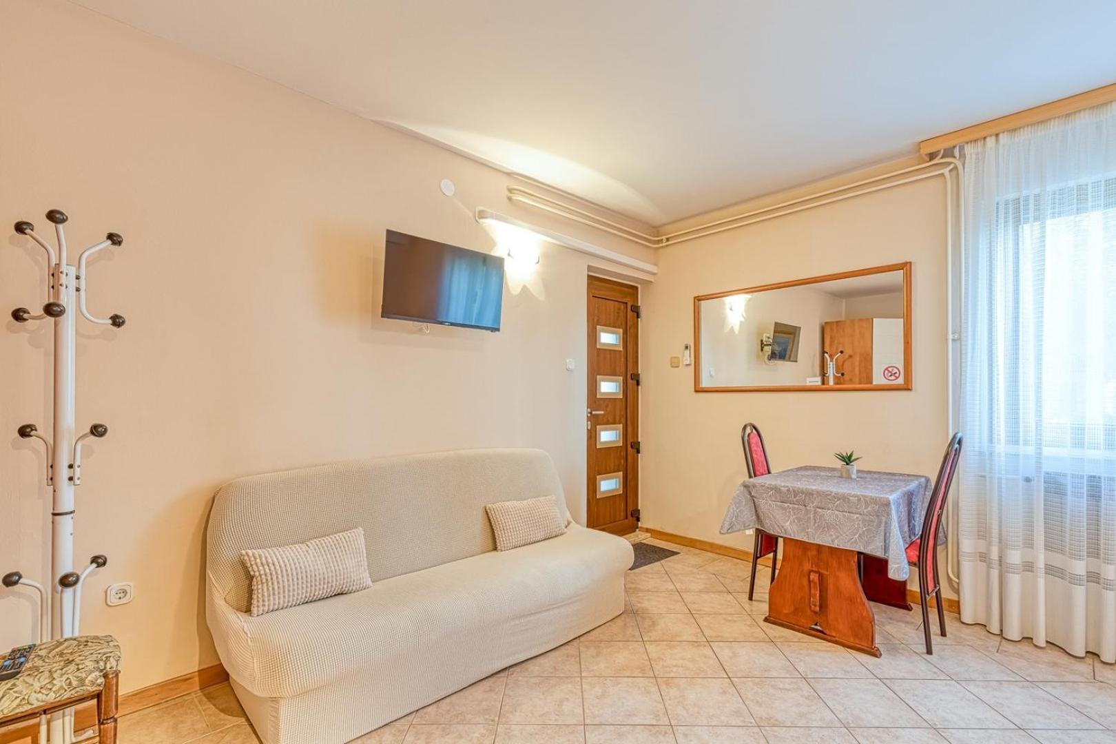 Apartment Vilma Funtana Ngoại thất bức ảnh